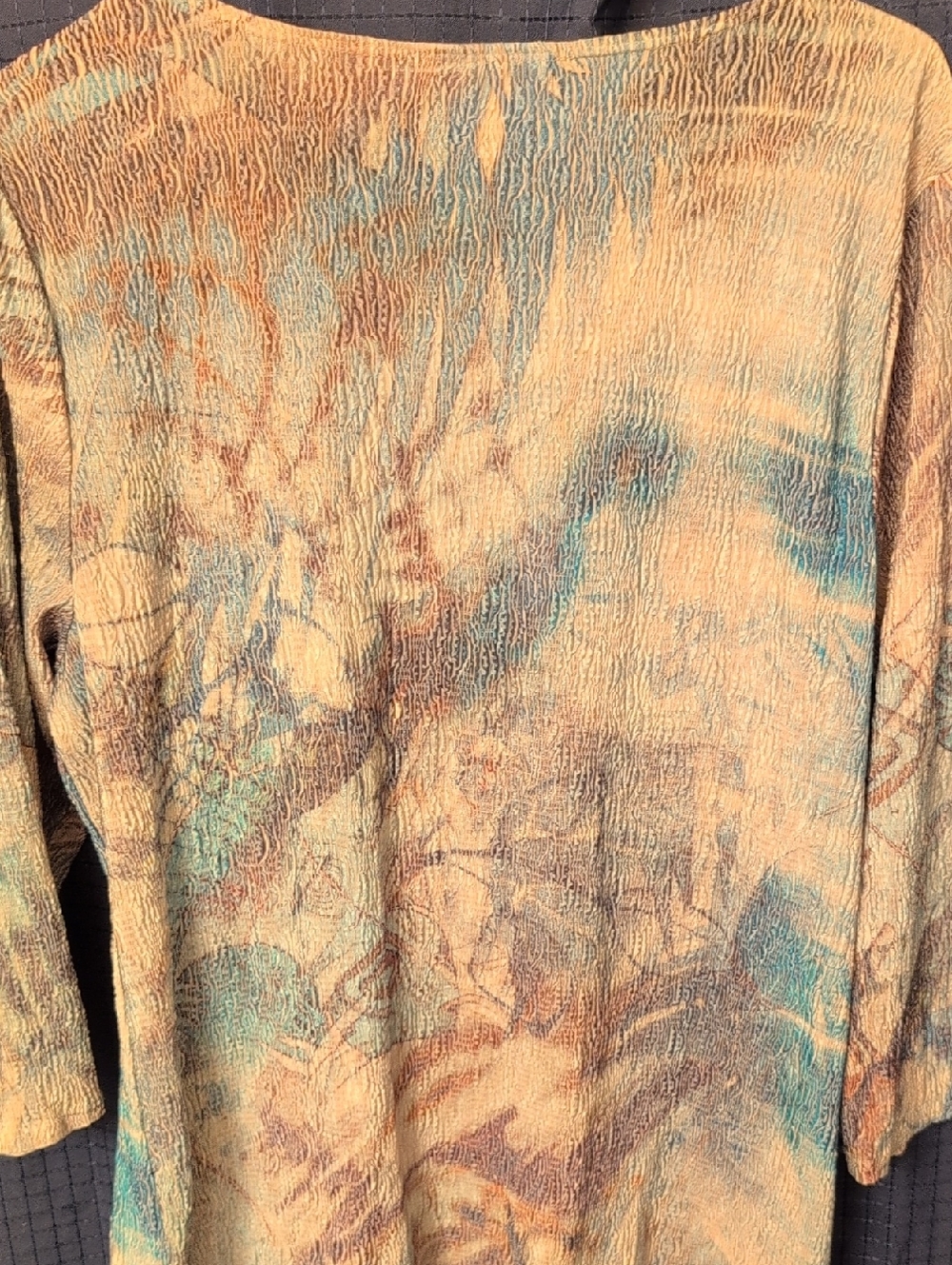 Like New Coldwater Creek Long Sleeve Scoop Neck Top in Tan and Blue 14/16 - Picture 9 of 11